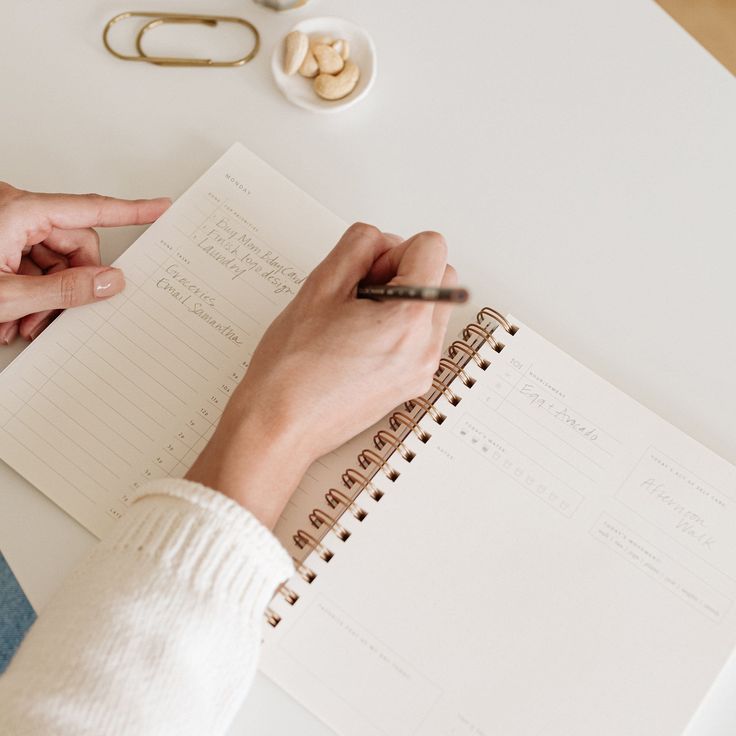 Planner detail photograph supporting mindful habit routines from Praxylonkrax